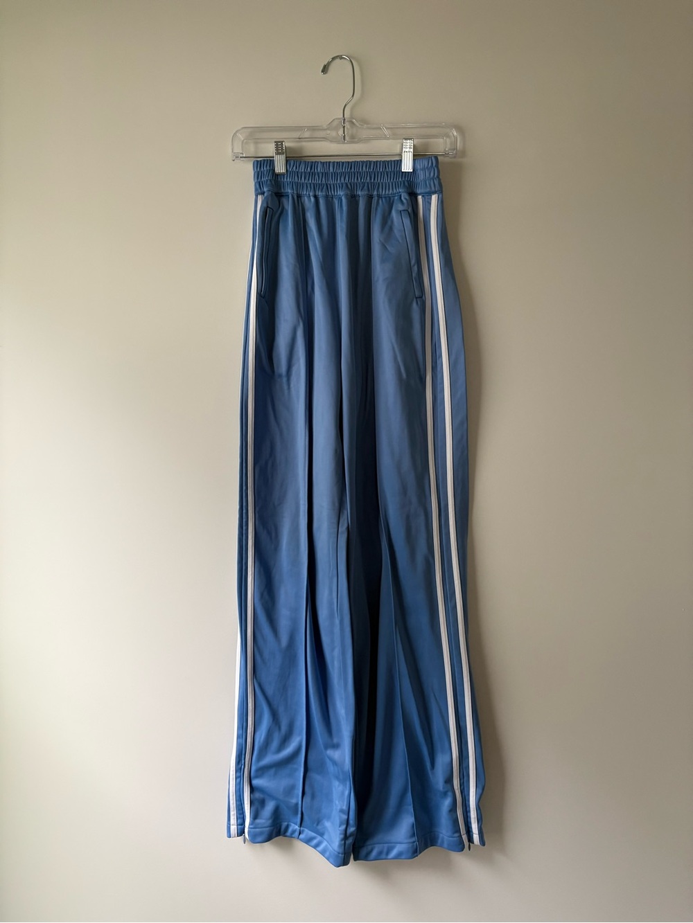 LPA Athletic Split Track Pant - Periwinkle and White, Size Small